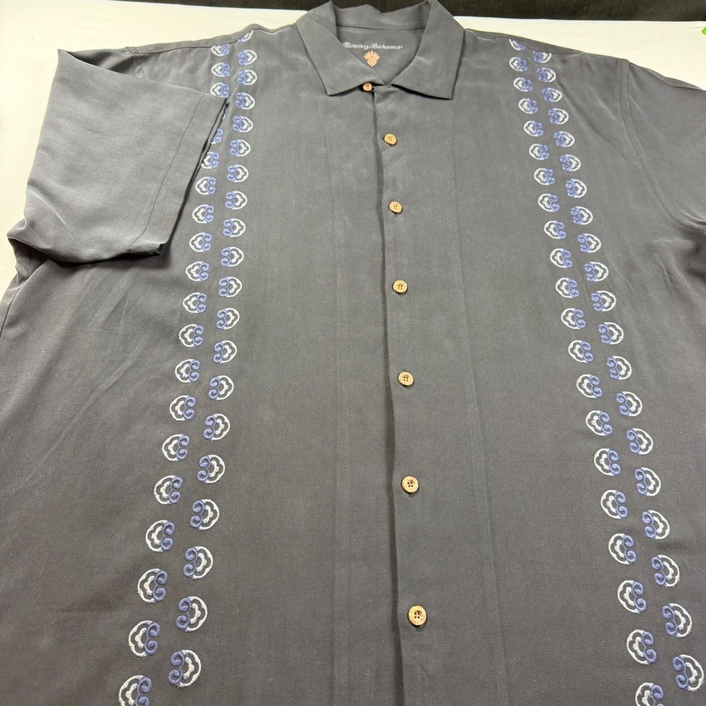 Tommy Bahama Shirt Mens XXL Black Silk Embroidered Short Sleeve Camp EUC